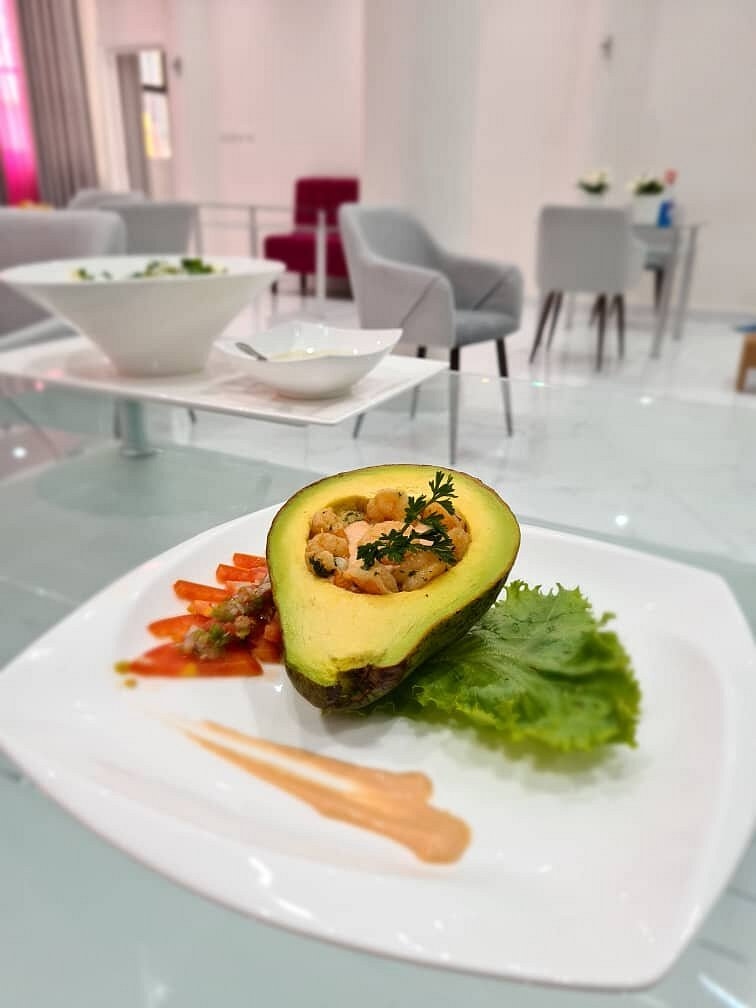 avocat-crevettes-sauce-1.jpg
