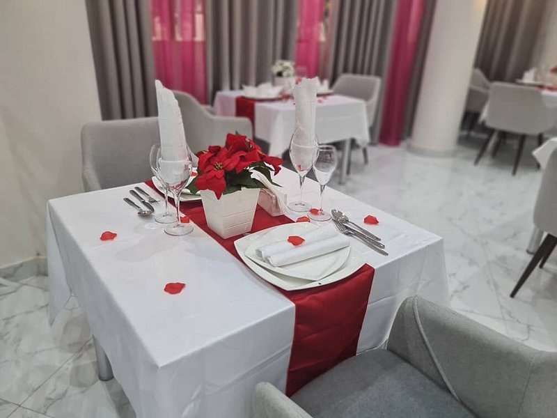 le-restaurant-la-grande-7.jpg