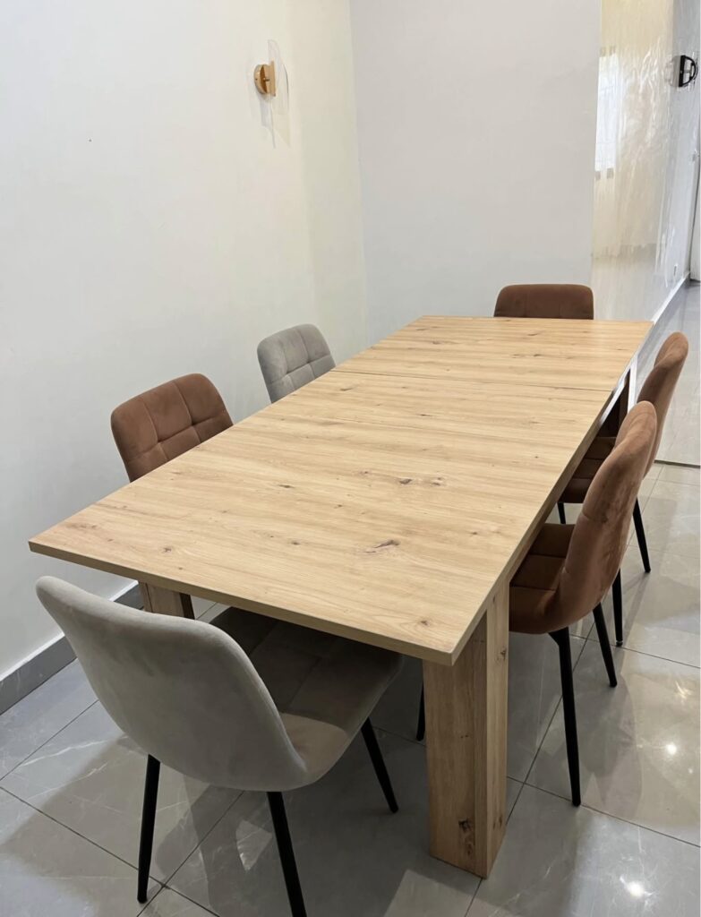 SALLE À MANGER